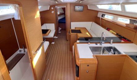 Sun-odyssey-409-innenaufnahme-01