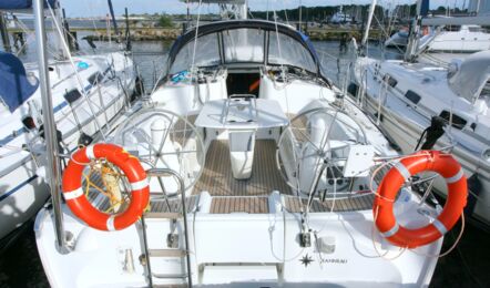 Heck Aussenaufnahme der Sun Odyssey 43 Baltic Sun in Flensburg