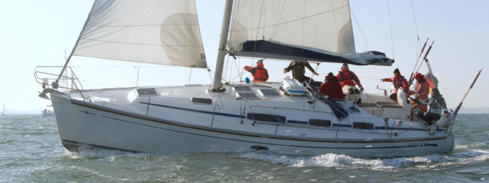 Backbord Aussenaufnahme der Bavaria 38 cruiser „Käte“ in Barth