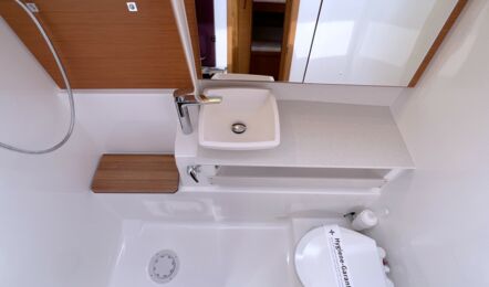 Dufour-430-innenaufnahme-11