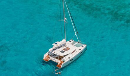Heck Aussenaufnahme eines Katamarans Lagoon 42 auf Mallorca in Can Pastilla