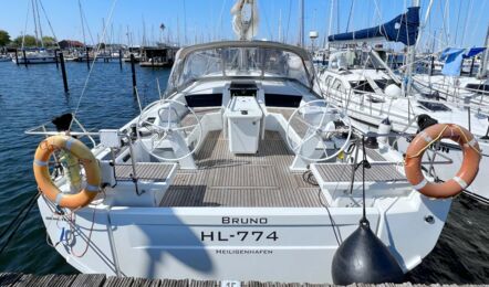 Oceanis-46-1-aussenaufnahme-02