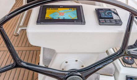 Oceanis-51-1-aussenaufnahme-10