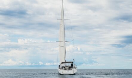 Oceanis-51-1-aussenaufnahme-12