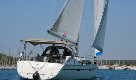Bavaria-cruiser-46-aussenaufnahme-06