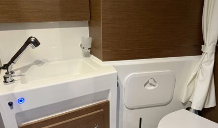 Oceanis-37-1-innenaufnahme-10