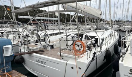 Oceanis-46-1-aussenaufnahme-02