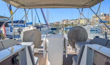 Oceanis-51-1-aussenaufnahme-03