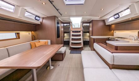 Oceanis-51-1-innenaufnahme-02