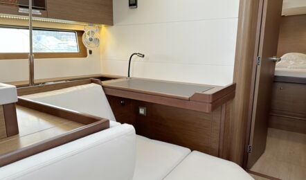 Oceanis-51-1-innenaufnahme-08