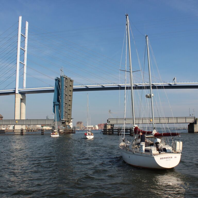 Stralsund Yacht Rügen Brücke