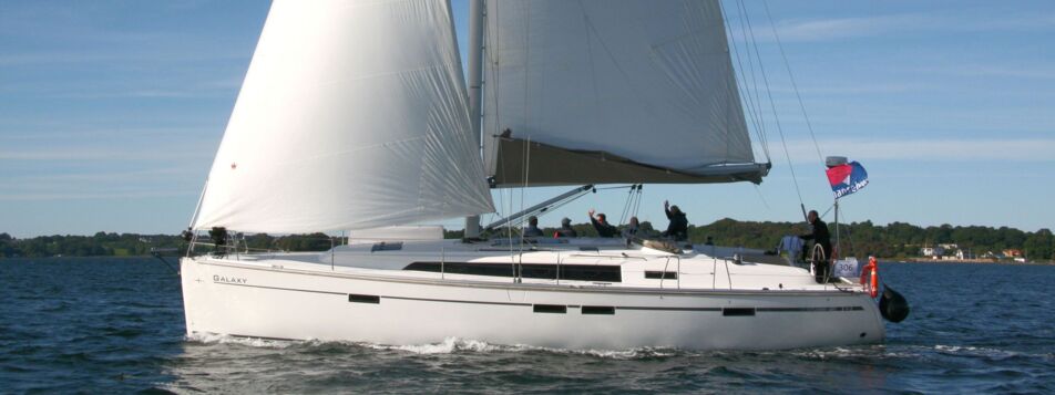 Steuerbord Aussenaufnahme der Bavaria cruiser 46 „Galaxy“ in Flensburg