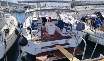 Oceanis-40-1-aussenaufnahme-02
