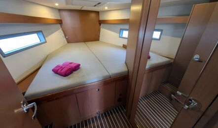 Bavaria-c42-innenaufnahme-03