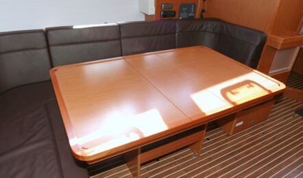 Bavaria-cruiser-46-innenaufnahme-09
