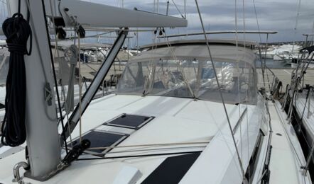 Oceanis-46-1-aussenaufnahme-07