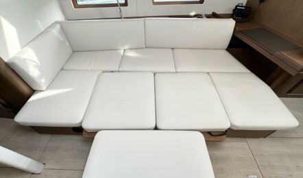 Oceanis-46-1-innenaufnahme-13