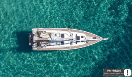 Deck Aussenaufnahme einer Oceanis 52 in Pula in Kroatien