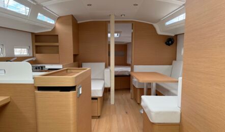 Sun-odyssey-410-innenaufnahme-01