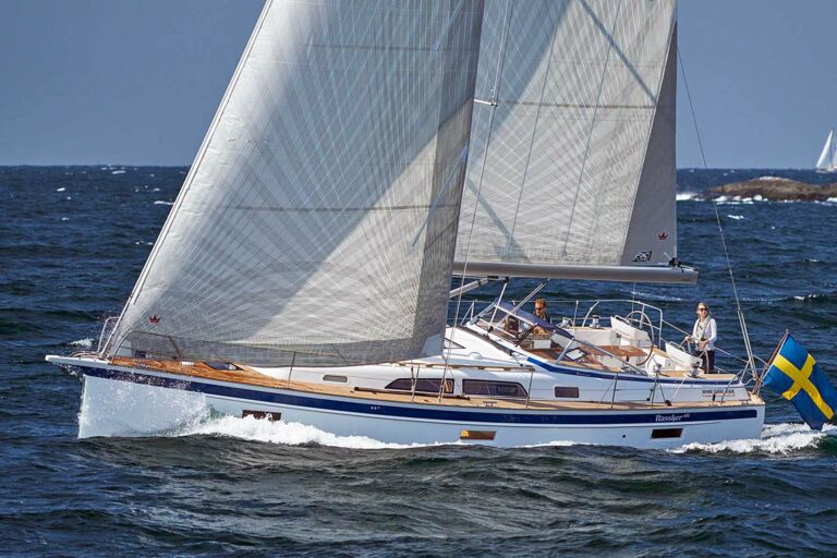 Neue Hallberg-Rassy 400 ab 2024 bei 1. Klasse Yachten