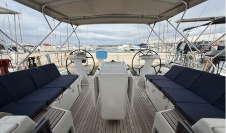 Oceanis-46-1-aussenaufnahme-04