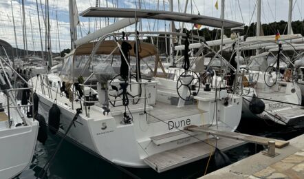 Oceanis-51-1-aussenaufnahme-01