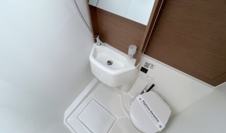 Oceanis-51-1-innenaufnahme-10
