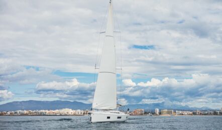 Oceanis-51-1-aussenaufnahme-15