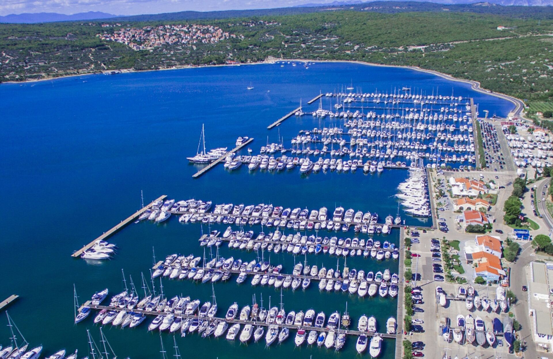 Yachtcharter Kroatien ab Punat mit 1. Klasse Yachten