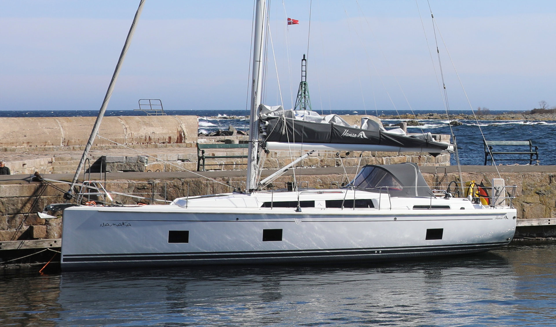 Hanse 418
